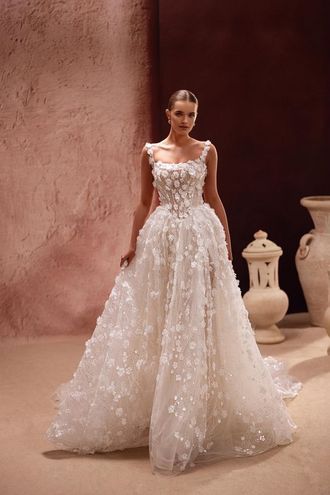 Dama Couture erhältlich bei Brautmoden Tirol
