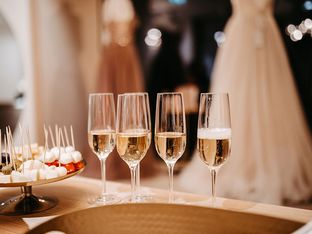 VIP Termin für Bräute und Freundinnen - Brautmoden Tirol