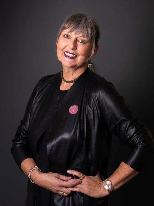 Angie Riml - Mitarbeiterin Brautmoden Tirol Angie Riml - Mitarbeiterin Brautmoden Tirol